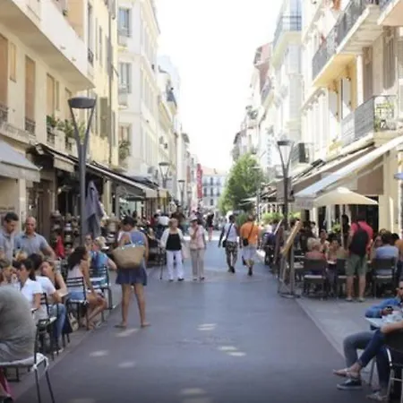 Paca 57a - Cosy * Канны