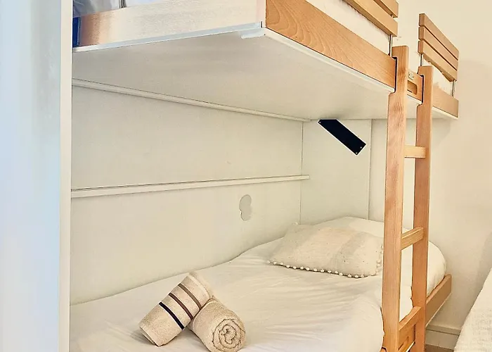 Paca 57a - Cosy * 칸느